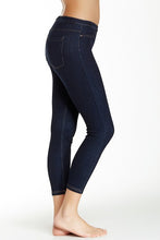 HUE Original Denim Shaping Capri XS
