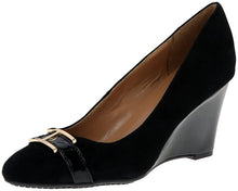 Tommy Hilfiger Women's Reda Wedge Pump Black Size 5M