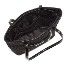 Vera Bradley X-Large Trimmed Vera Tote